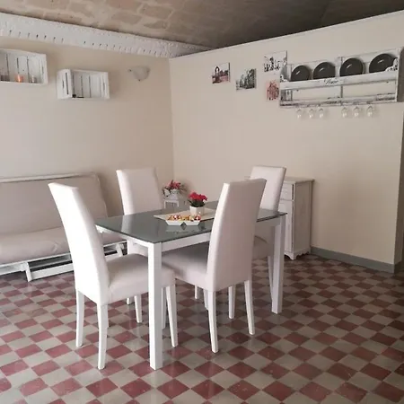 Jonica Apartment *